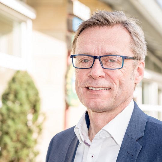 Wallenhorsts Bürgermeister Otto Steinkamp ist zu Gast beim 60plus-Frühstück im Dezember. Foto: Thomas Remme / Gemeinde Wallenhorst Wallenhorsts Bürgermeister Otto Steinkamp ist zu Gast beim 60plus-Frühstück im Dezember. Foto: Thomas Remme / Gemeinde Wallenhorst