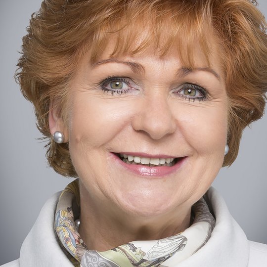 Niedersachsens Justizministerin Barbara Havliza kommt als Referentin zum 60plus-Frühstück der Kolpingsfamilie Hollage. Foto: Sven Brauers Niedersachsens Justizministerin Barbara Havliza
