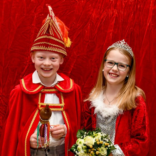 Kinderprinzenpaar 2025: Prinz Leo I. und Prinzessin Janna Luisa I. (Leo Schohaus und Janna Luisa Kühl) Leo Schohaus und Janna Luisa Kühl