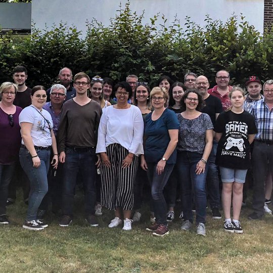 Gruppenbild zum 20-jähigen Jubiläum: Kolping-Familienkreis. Gruppenbild zum 20-jähigen Jubiläum: Kolping-Familienkreis.