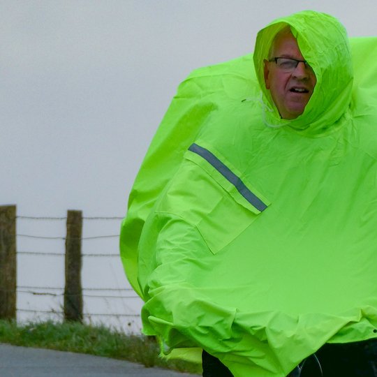 Gelegentlich frischt der Wind etwas auf. Sturm ist im Norden aber erst, wenn die Schafe keine Locken mehr haben. Gelegentlich frischt der Wind etwas auf. Sturm ist im Norden aber erst, wenn die Schafe keine Locken mehr haben.